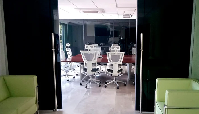 Sliding Doors